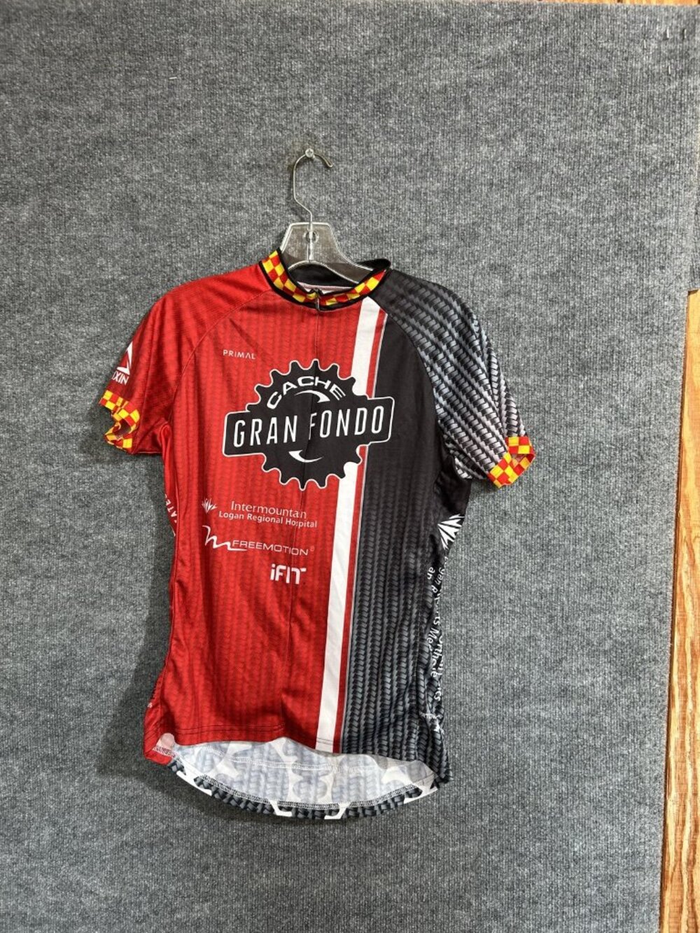 Primal Cache Gran Fondo Cycling Jersey Mens XL Red Short Sleeve Full Zip ARS